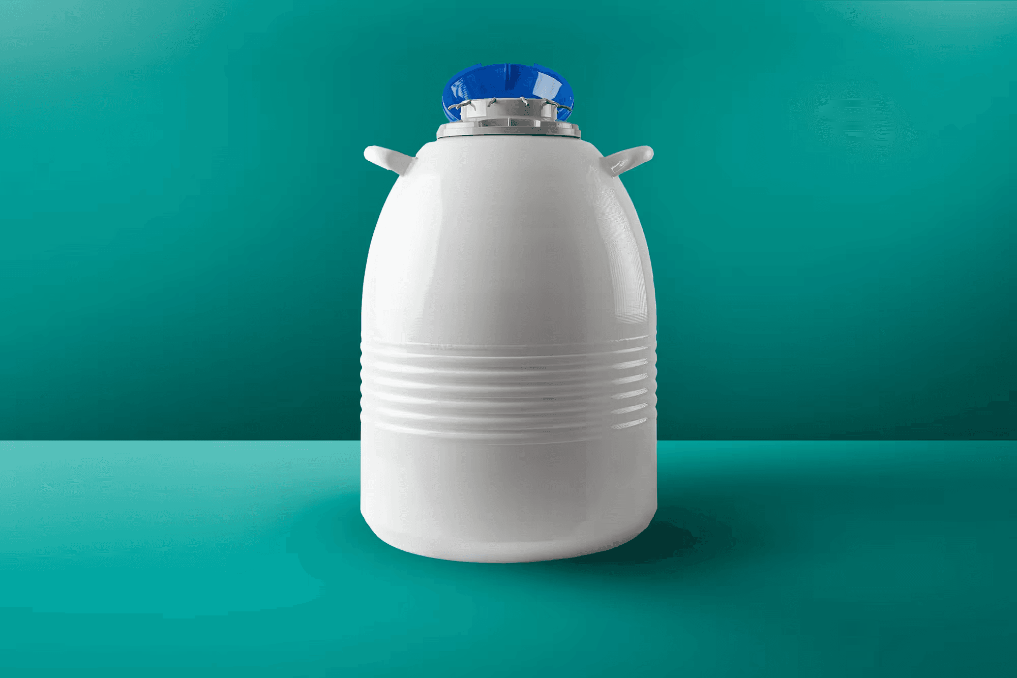 Cryogenic containers for biological samples